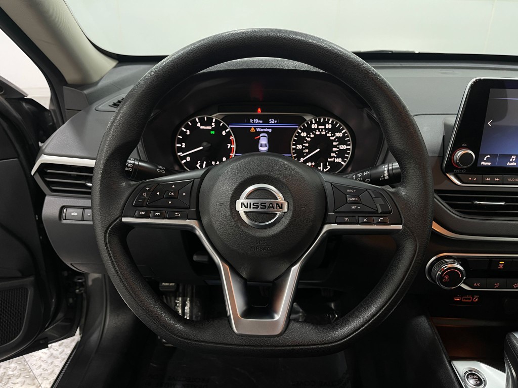 2022 Nissan Altima Image 20