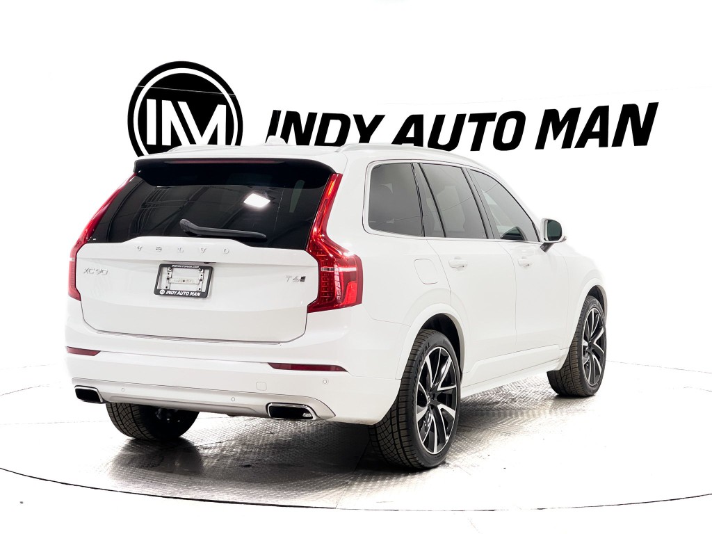 2021 Volvo XC90 Image 4