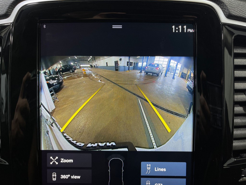 2021 Volvo XC90 Image 11