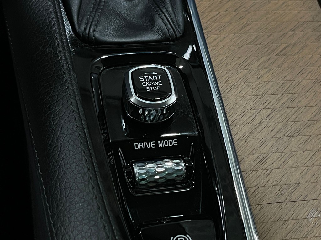 2021 Volvo XC90 Image 22