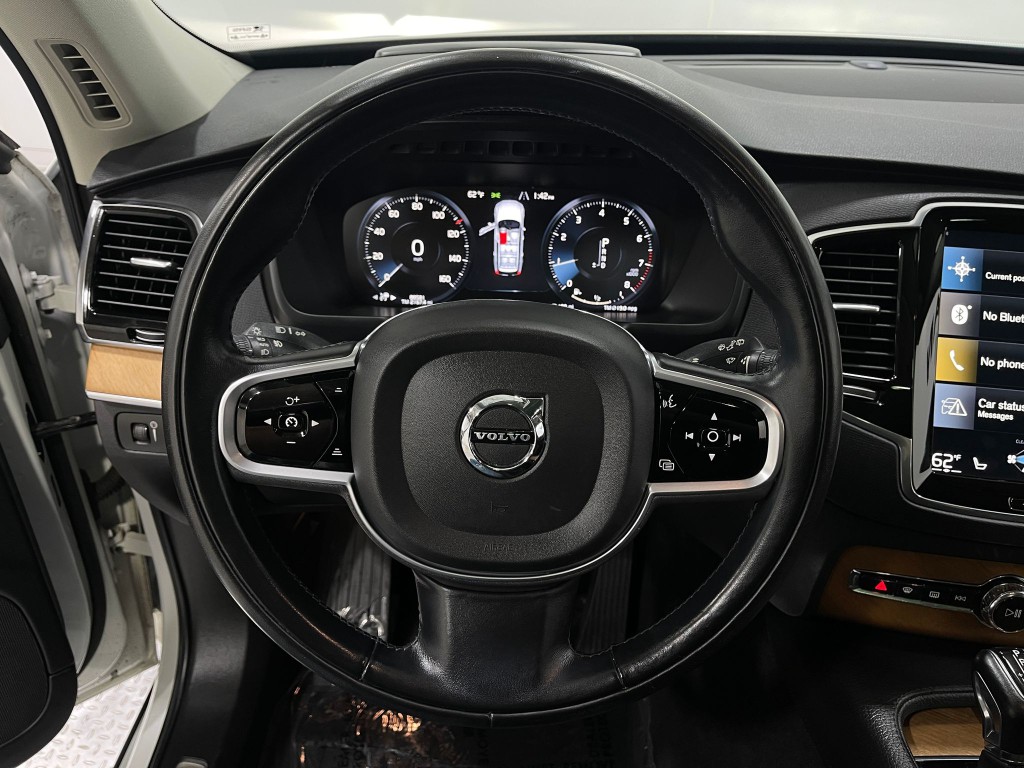 2021 Volvo XC90 Image 23