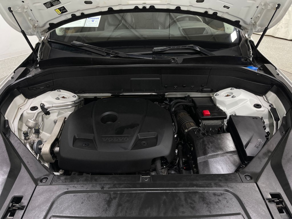 2021 Volvo XC90 Image 28