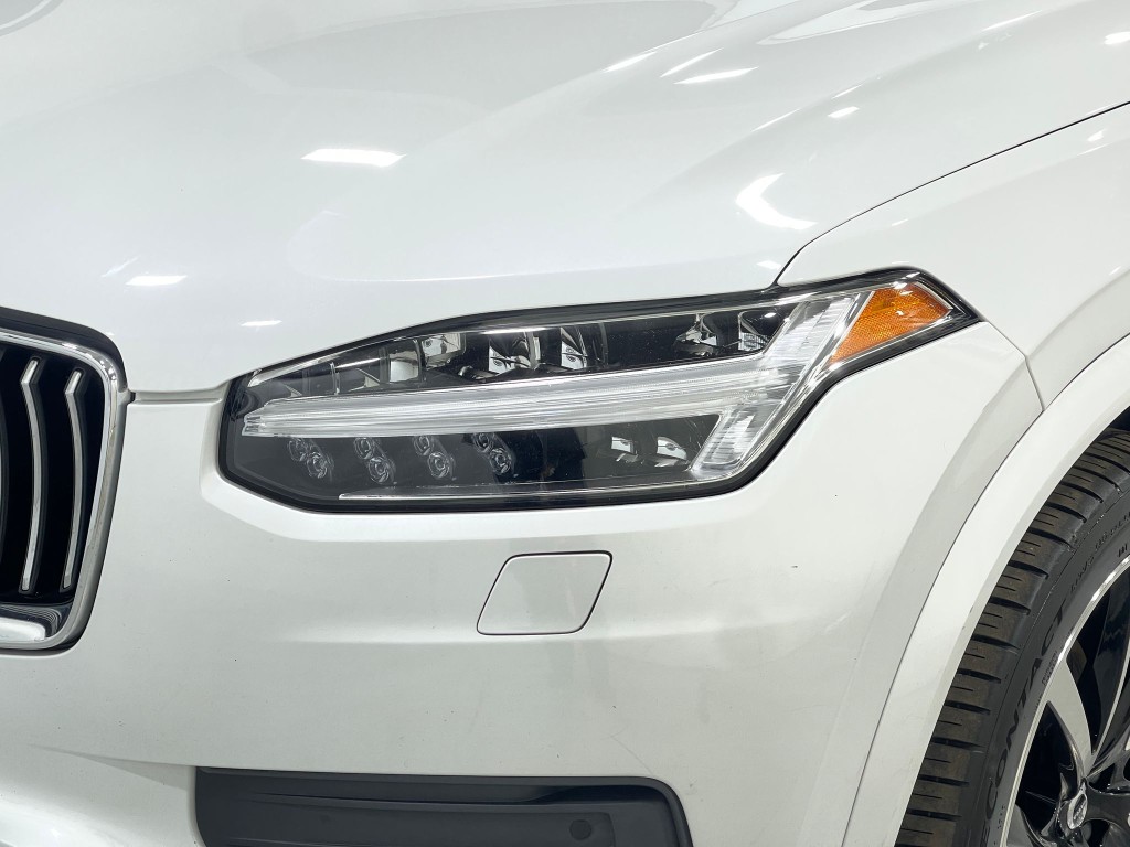 2021 Volvo XC90 Image 36