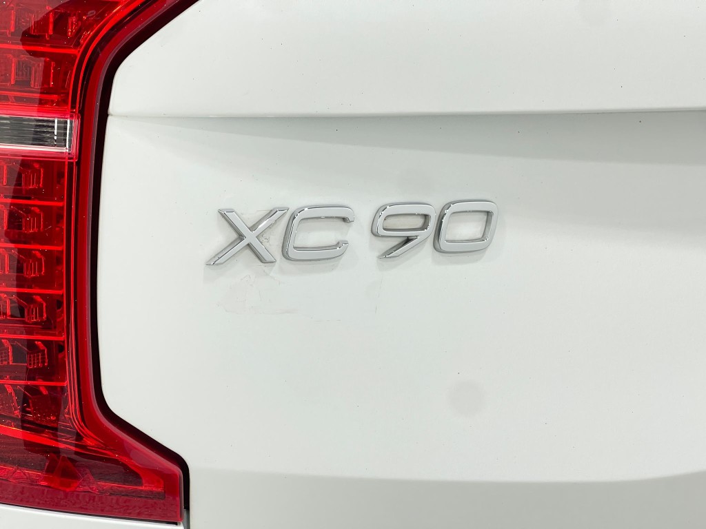 2021 Volvo XC90 Image 41