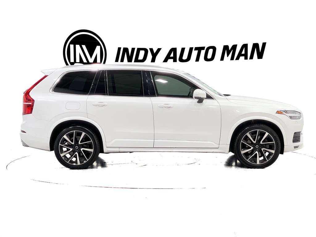 2021 Volvo XC90 Image 3