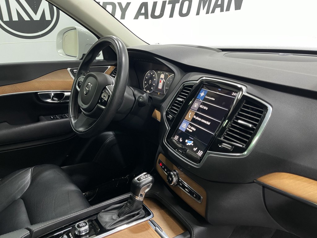 2021 Volvo XC90 Image 20