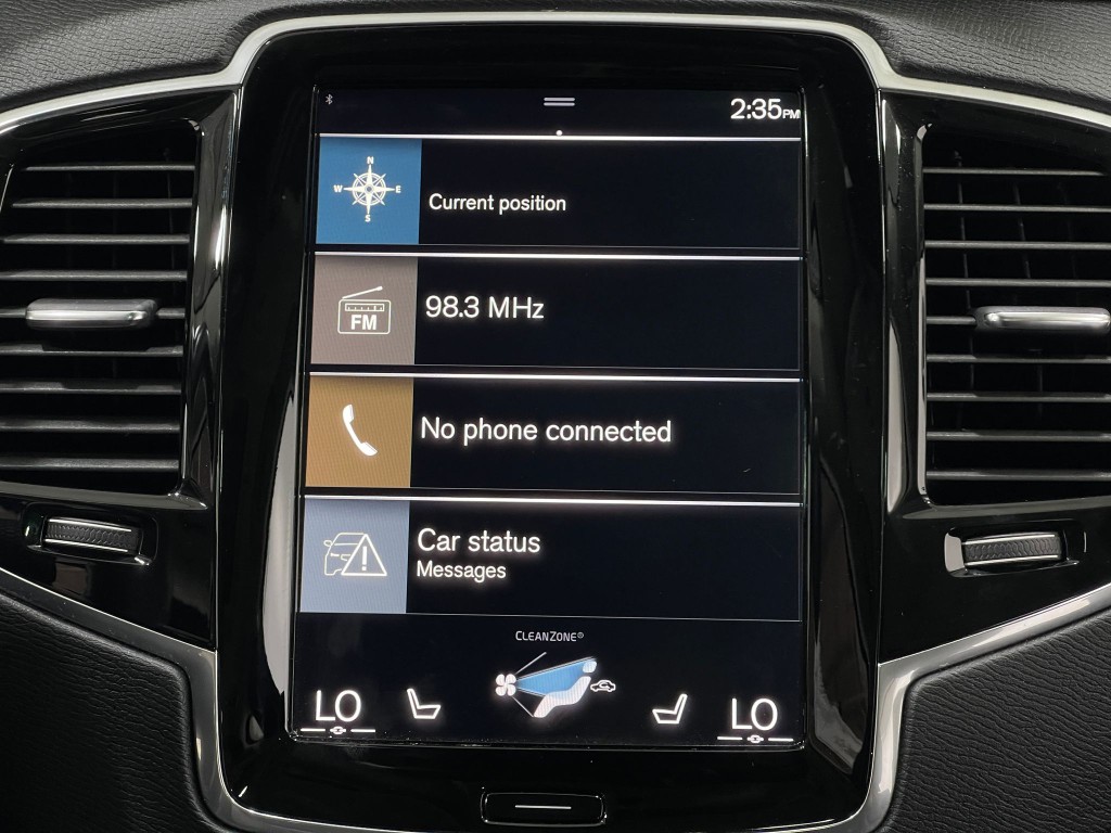 2021 Volvo XC90 Image 24