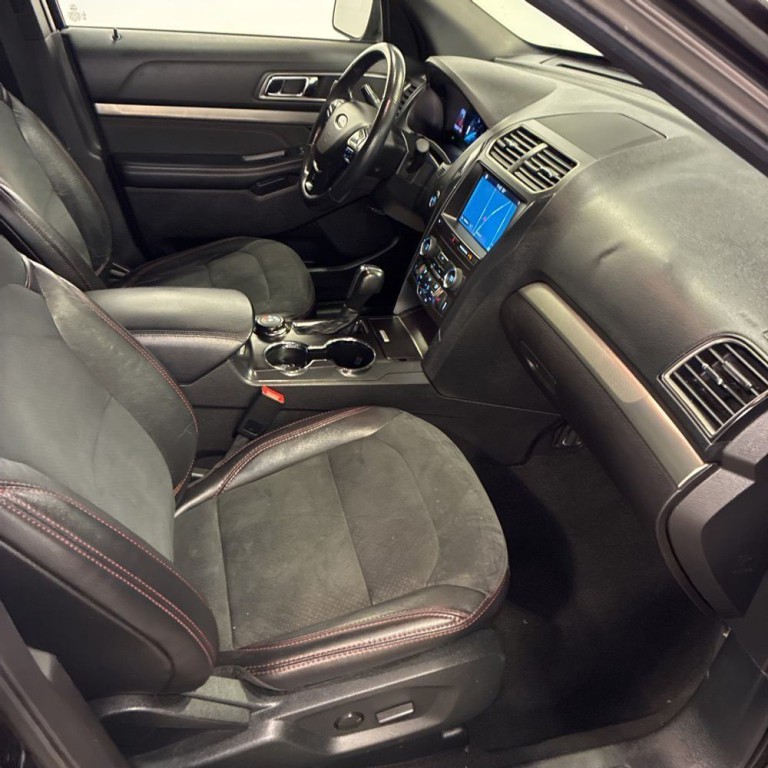 2019 Ford Explorer Image 6