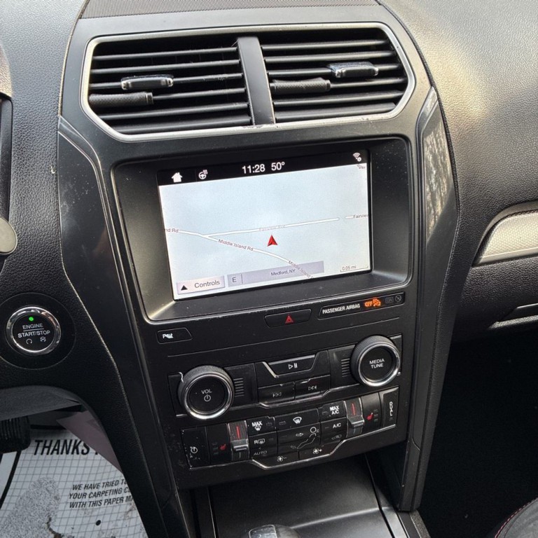 2019 Ford Explorer Image 8