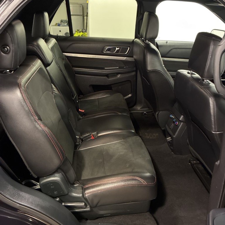 2019 Ford Explorer Image 10