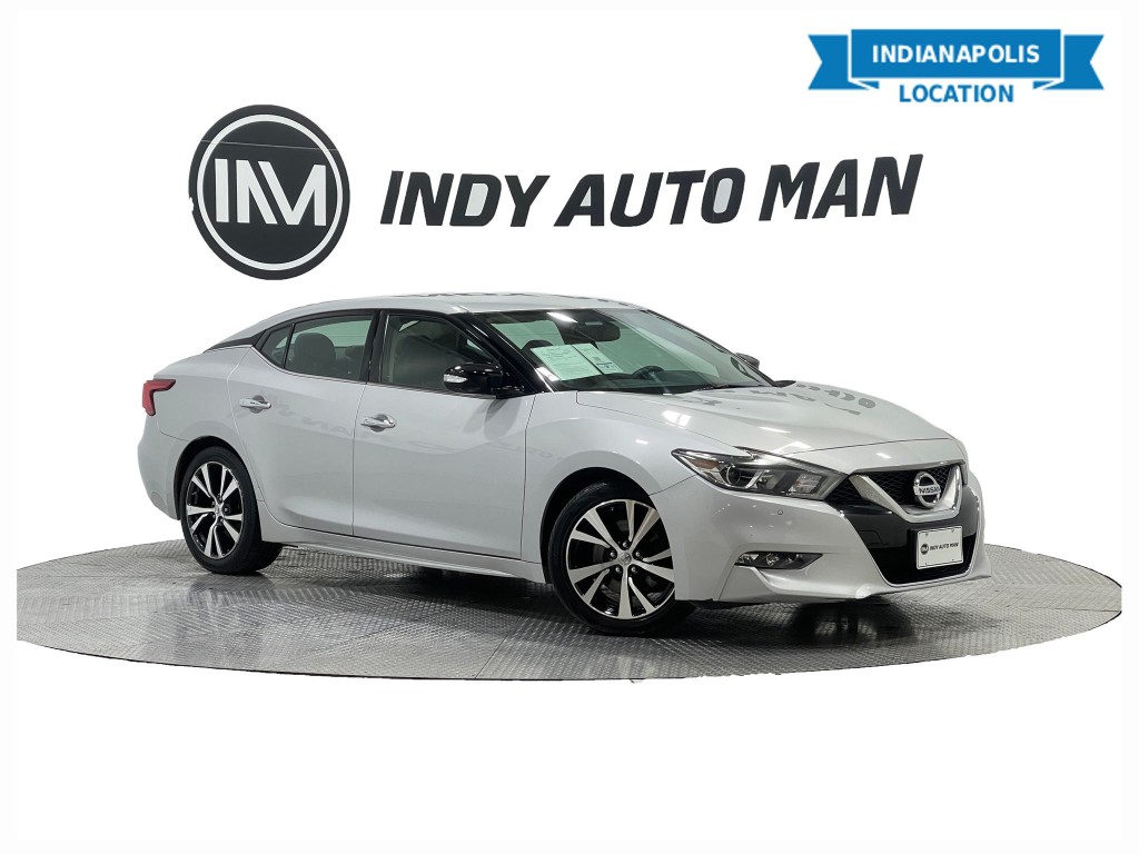 2017 Nissan Maxima Image 1