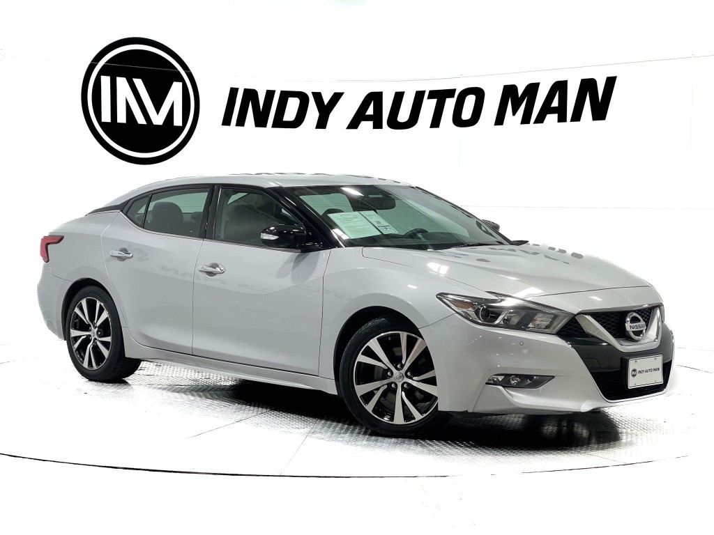 2017 Nissan Maxima Image 2