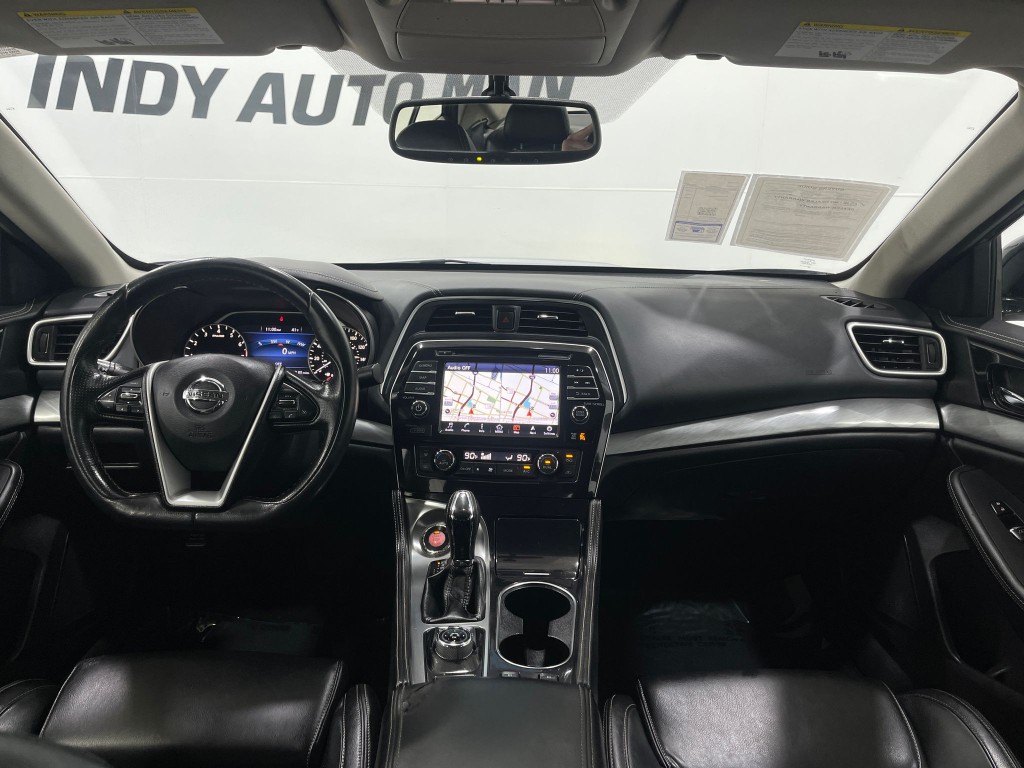 2017 Nissan Maxima Image 18