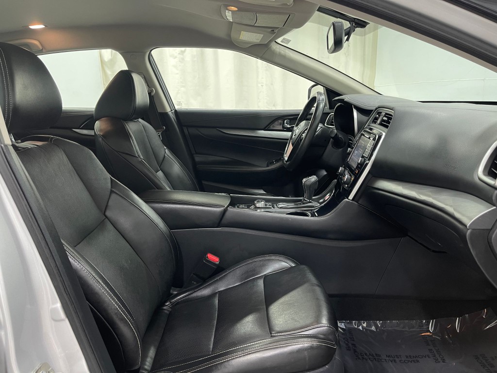 2017 Nissan Maxima Image 31