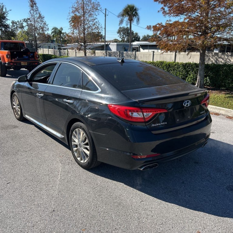 2015 Hyundai Sonata Image 4