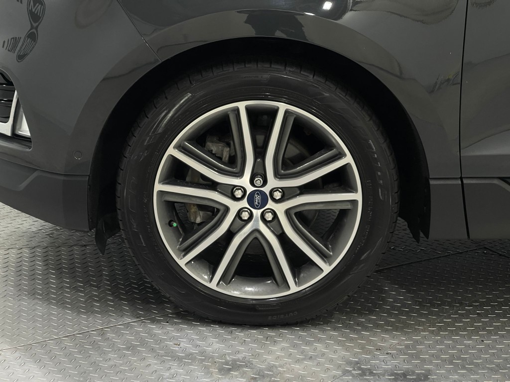 2021 Ford Edge Image 36