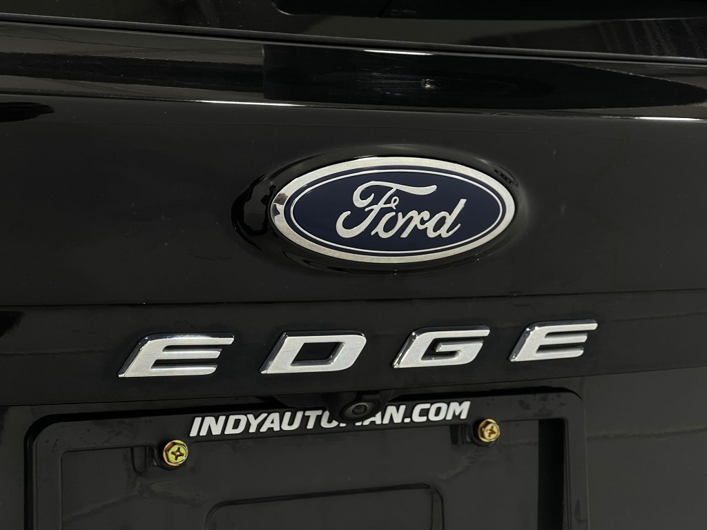 2021 Ford Edge Image 40
