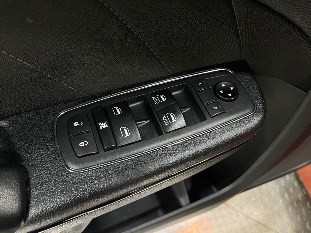 2020 Dodge Charger Image 15
