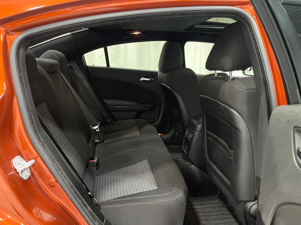 2020 Dodge Charger Image 30