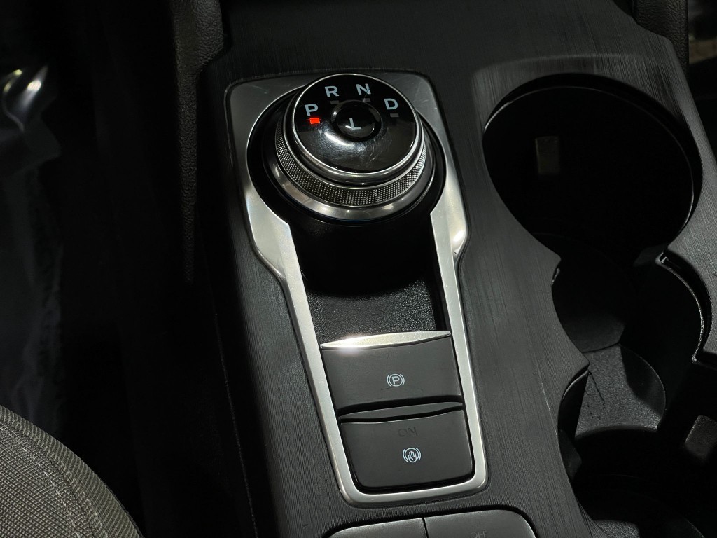 2020 Ford Escape Image 28