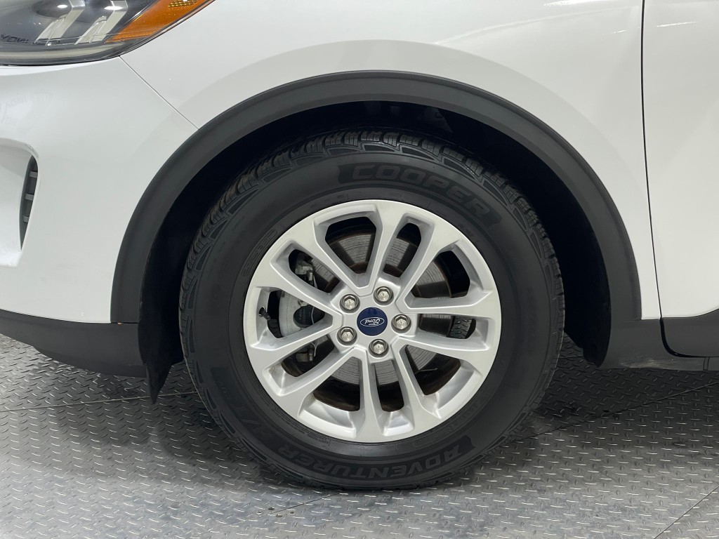 2020 Ford Escape Image 34