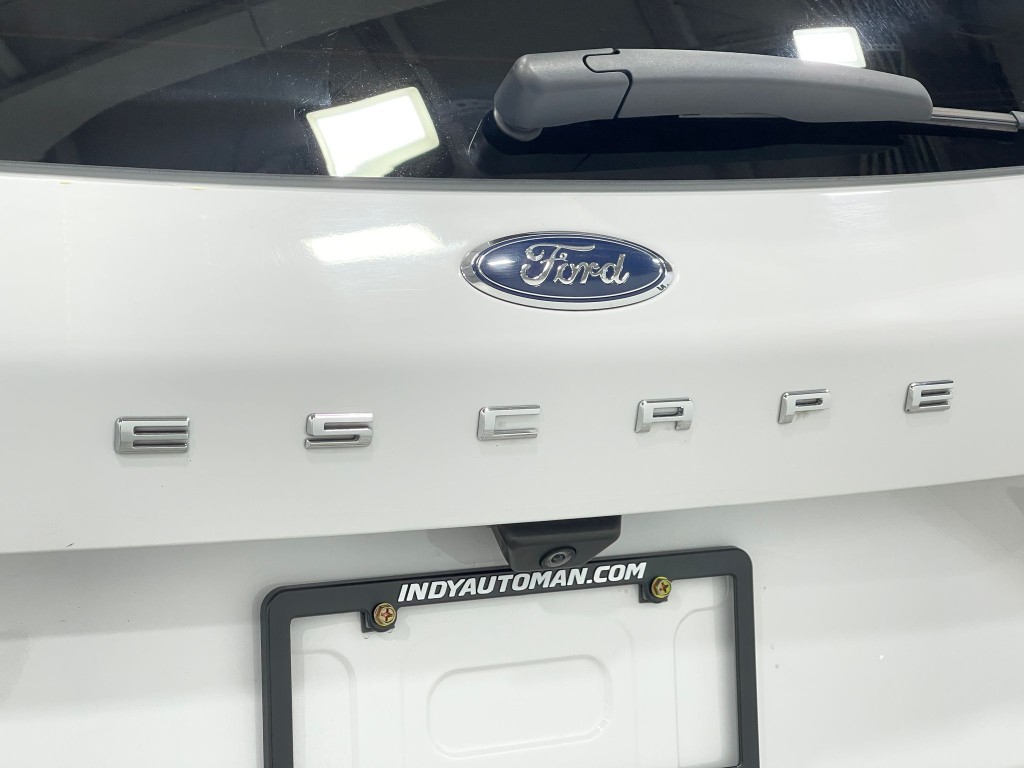 2020 Ford Escape Image 38