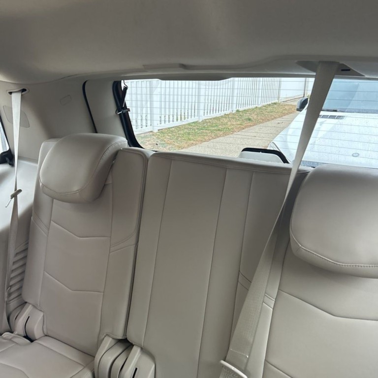 2017 Cadillac Escalade Image 14