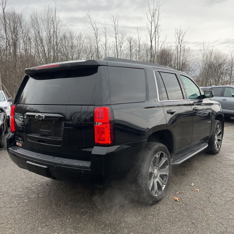 2017 Chevrolet Tahoe Image 3