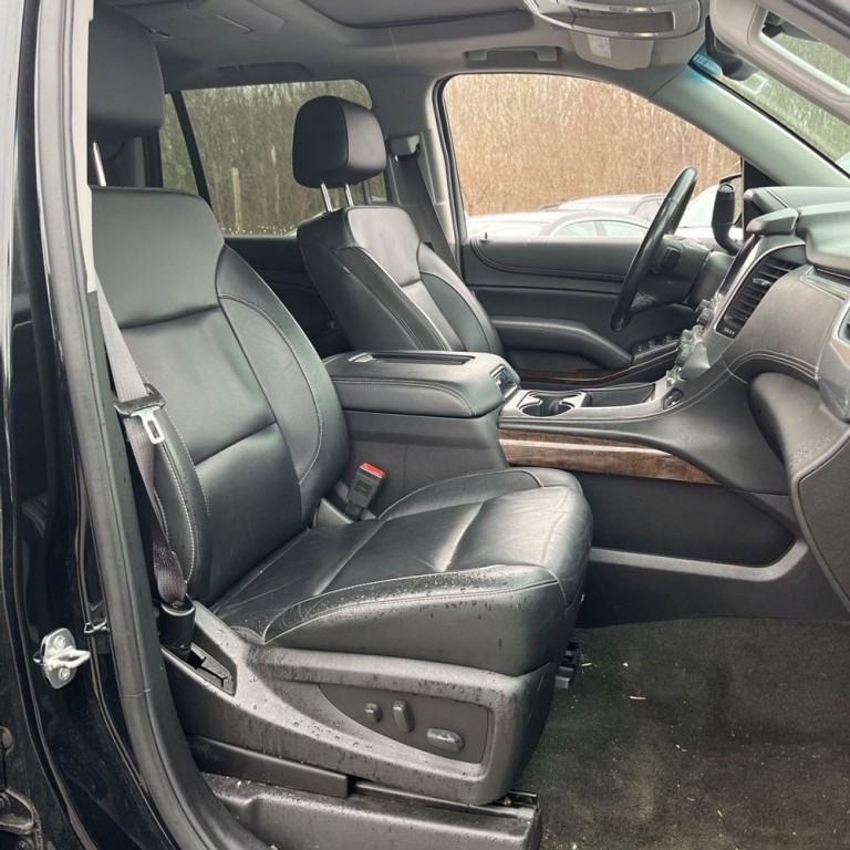 2017 Chevrolet Tahoe Image 6