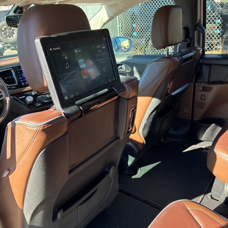 2017 Chrysler Pacifica Image 14