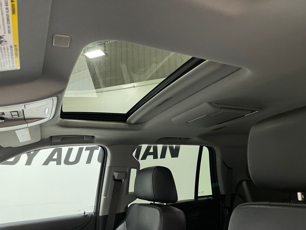 2017 Chevrolet Tahoe Image 13