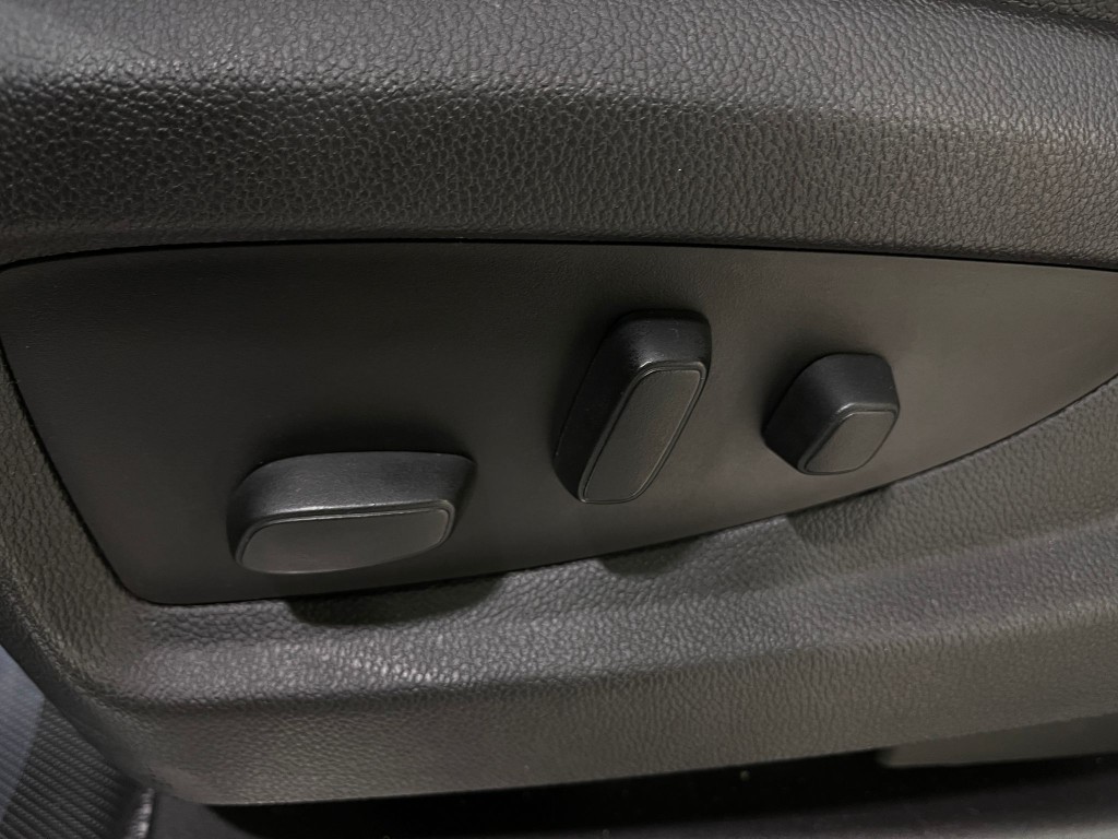 2017 Chevrolet Tahoe Image 18