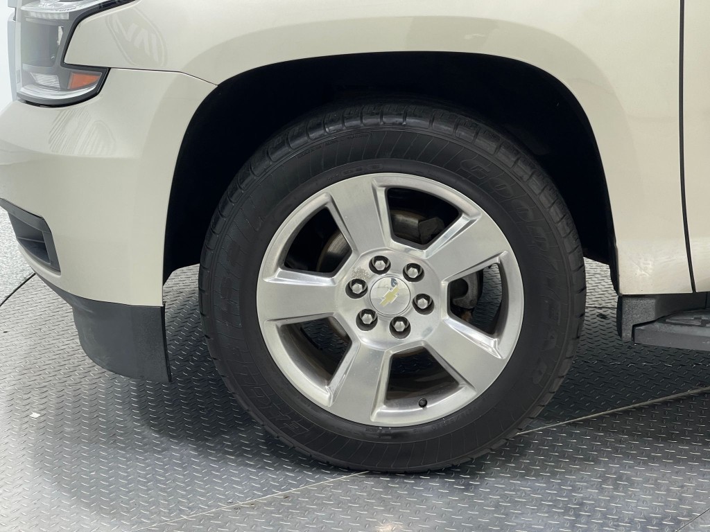 2017 Chevrolet Tahoe Image 38