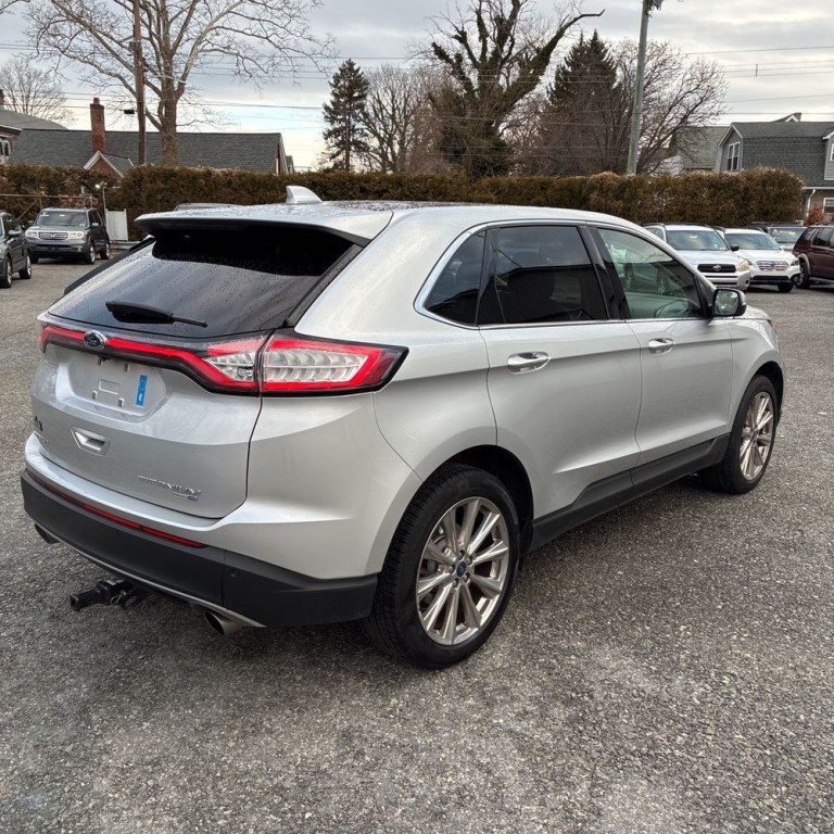 2017 Ford Edge Image 3
