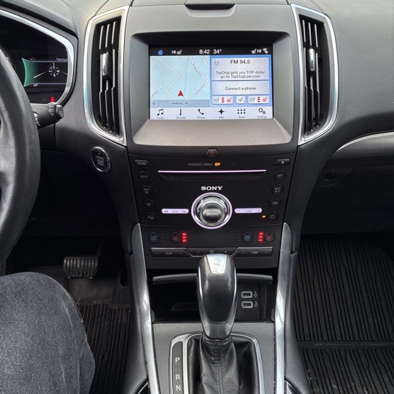 2017 Ford Edge Image 8