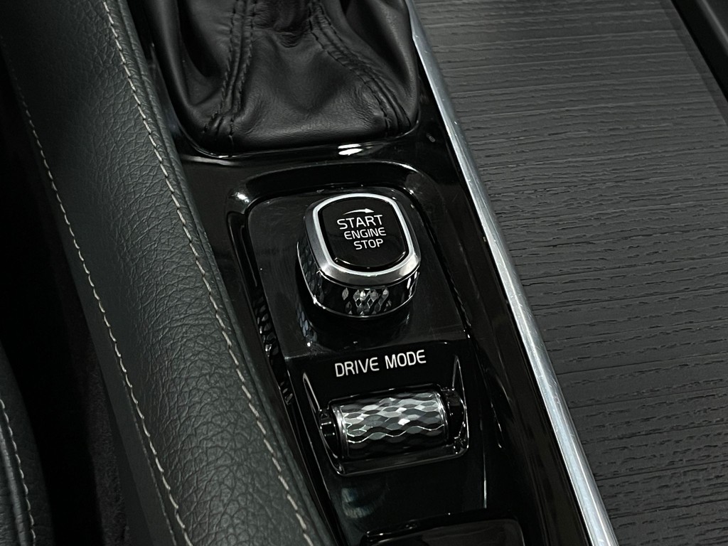 2020 Volvo XC90 Image 22