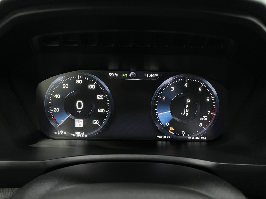 2020 Volvo XC90 Image 24