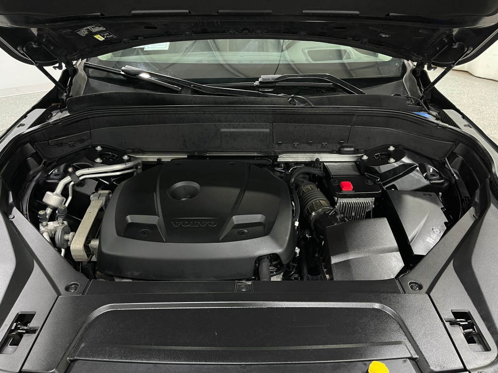 2020 Volvo XC90 Image 28