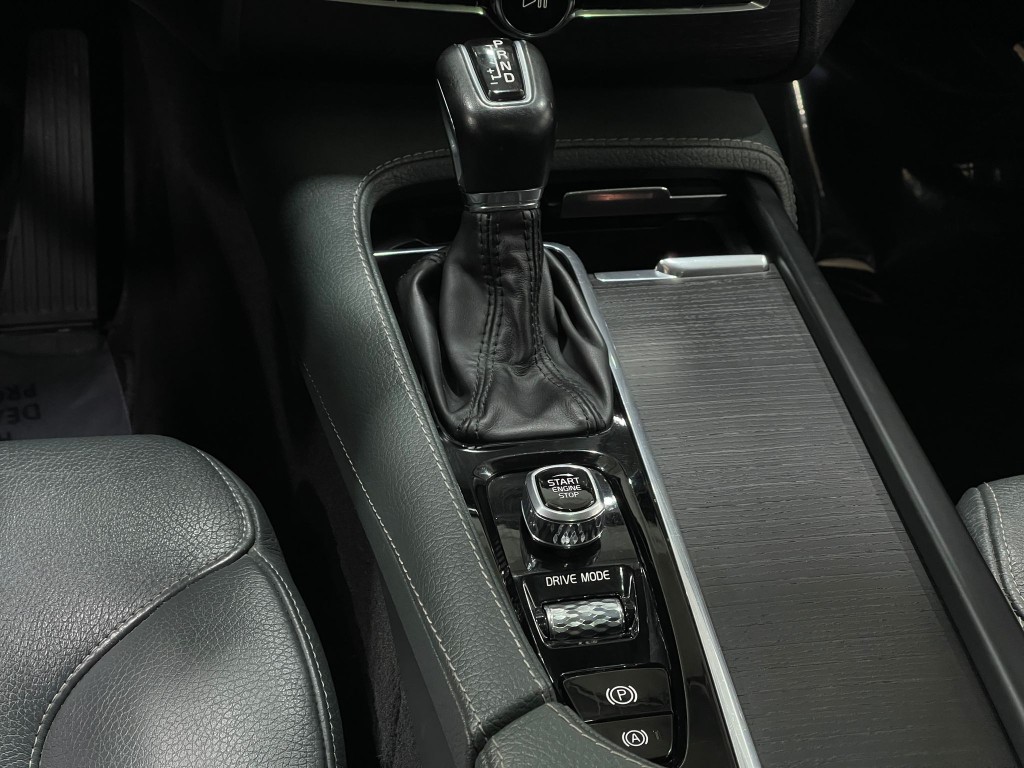 2020 Volvo XC90 Image 30