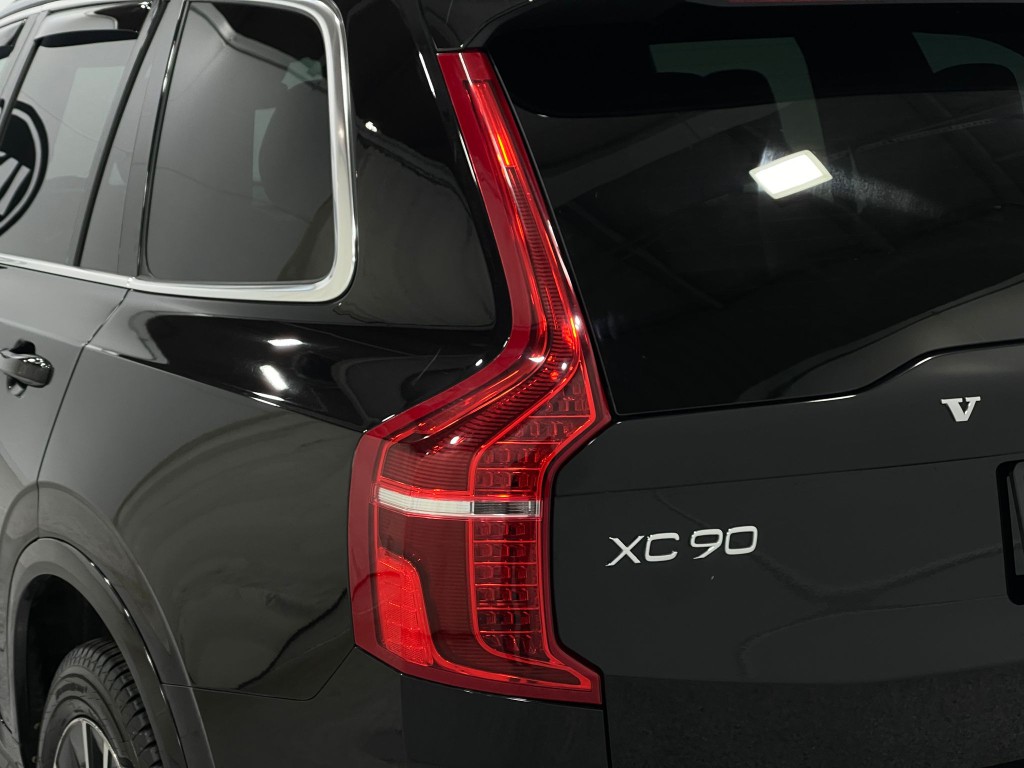 2020 Volvo XC90 Image 37