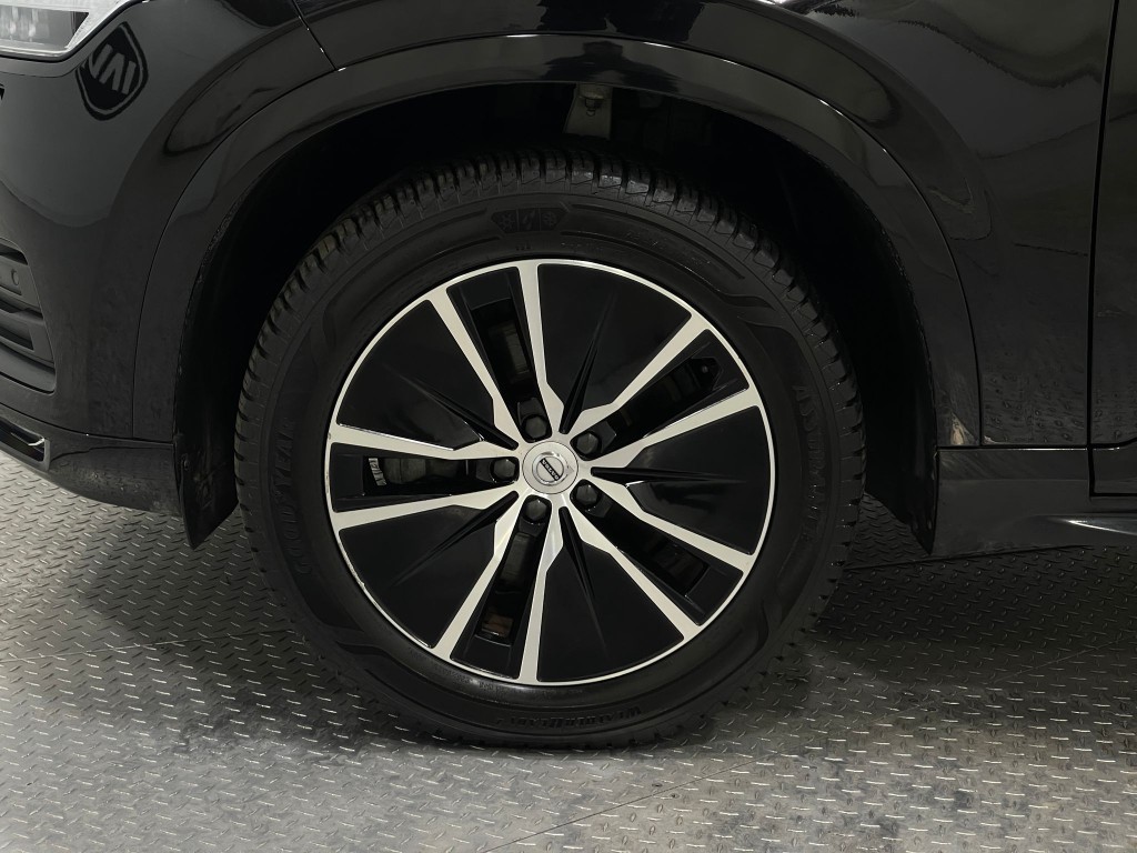 2020 Volvo XC90 Image 38