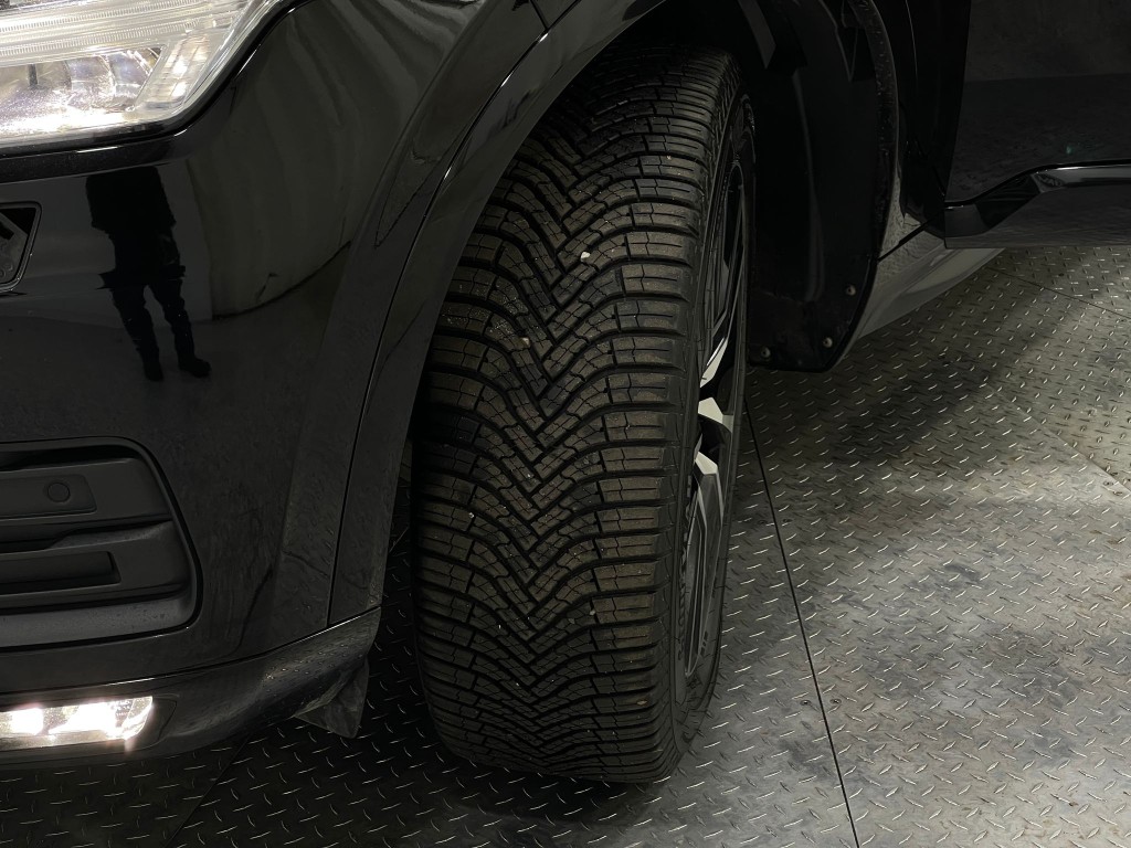 2020 Volvo XC90 Image 39