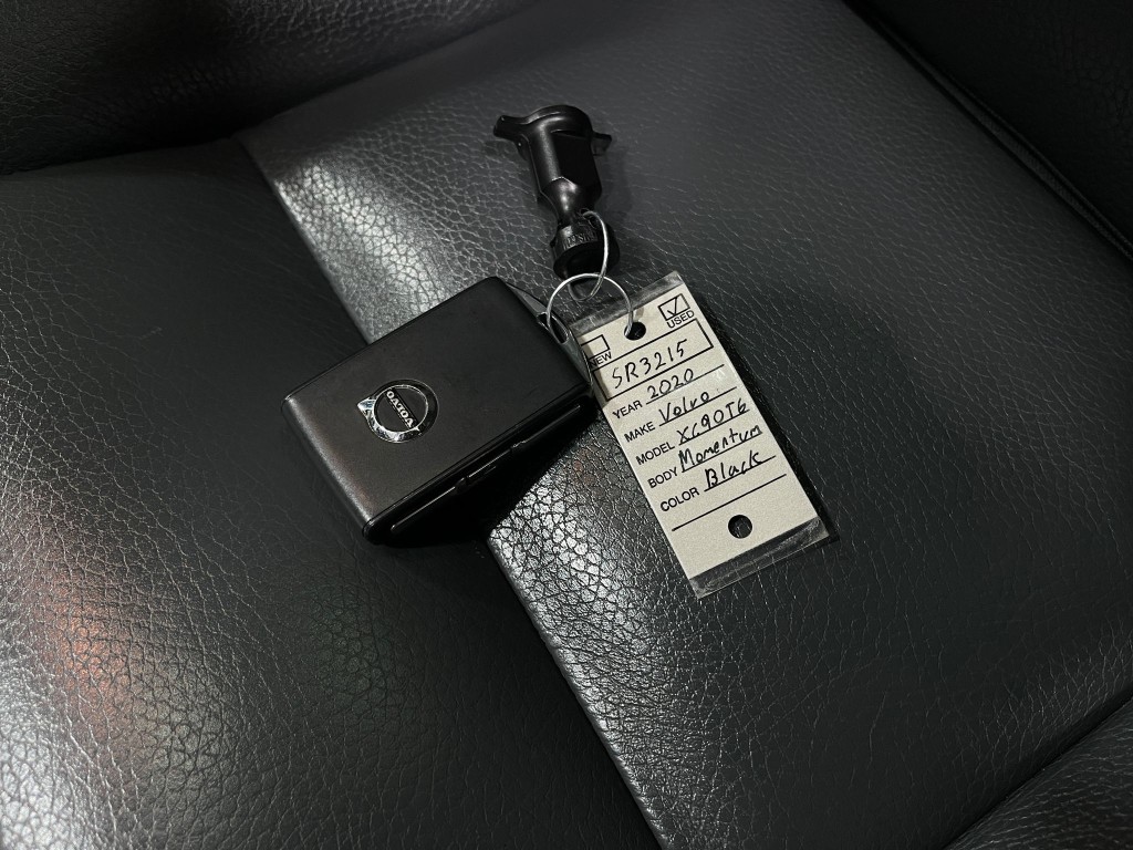 2020 Volvo XC90 Image 40