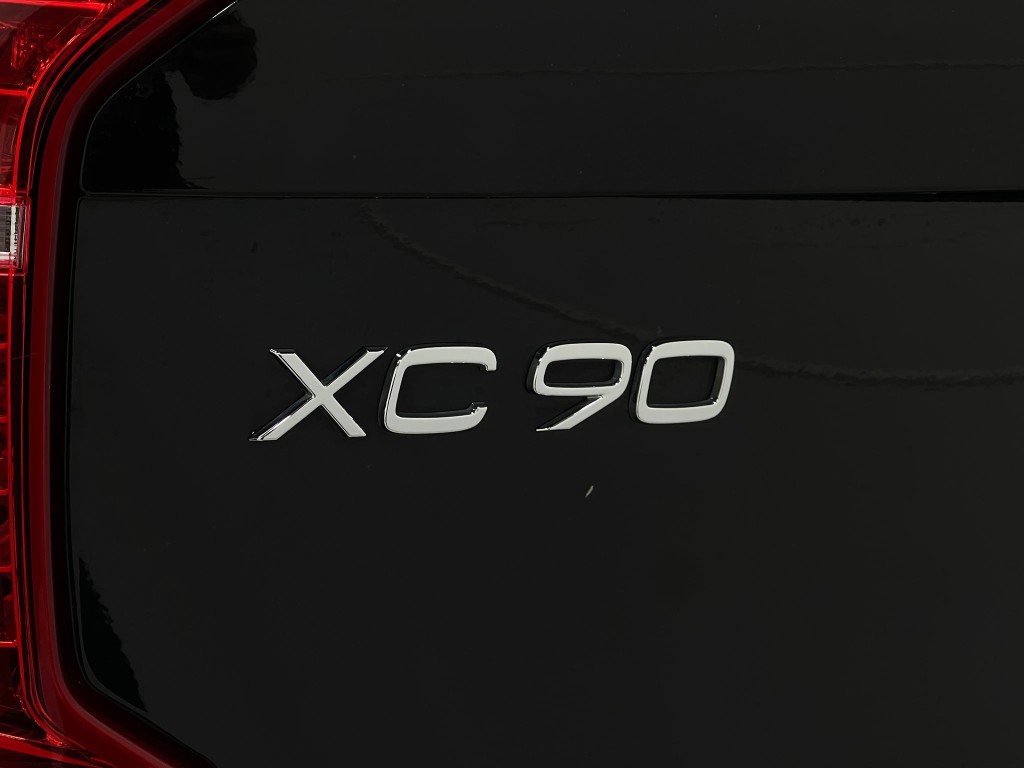 2020 Volvo XC90 Image 42