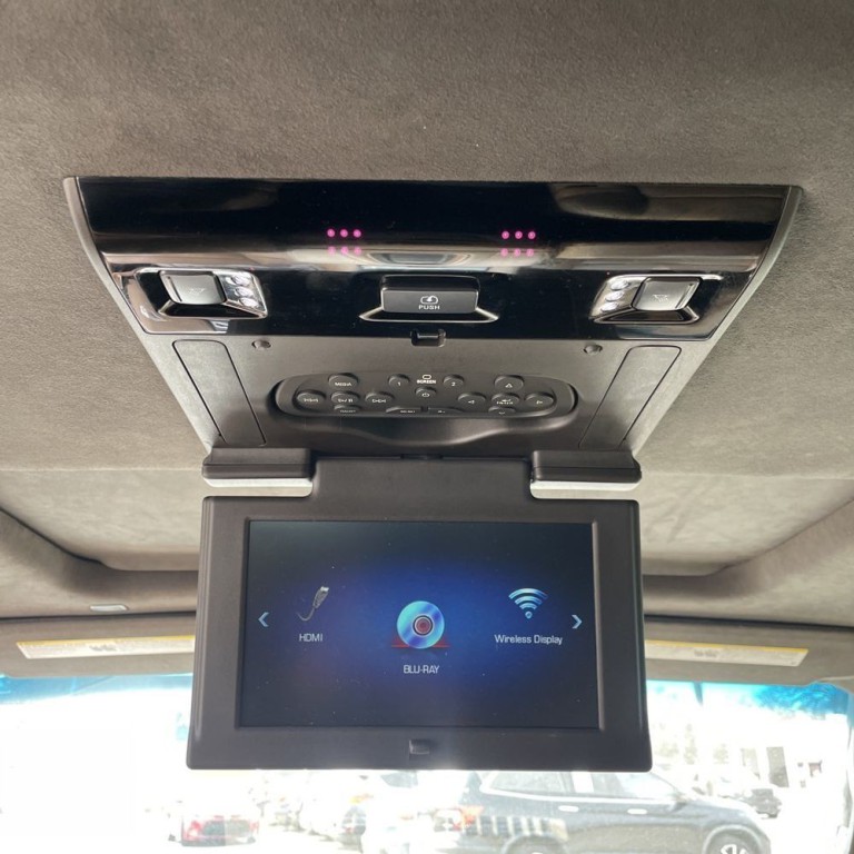 2019 Cadillac Escalade Image 10