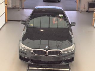 2017 BMW 5 Series Image 2