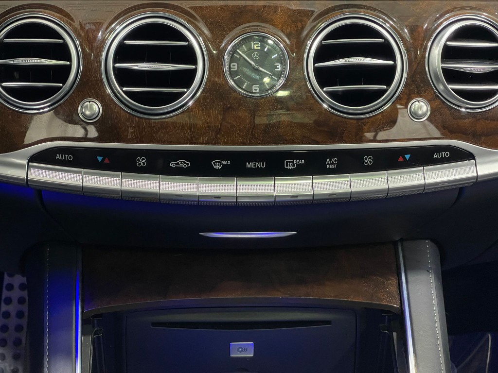 2015 Mercedes-Benz S-Class Image 25