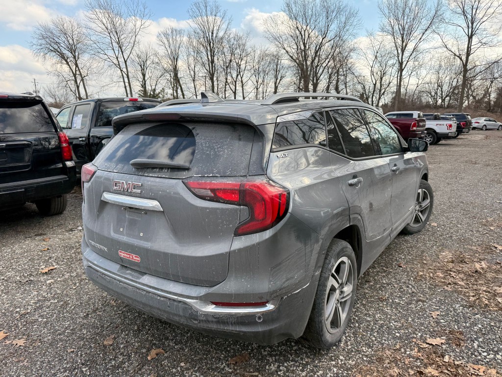 2019 GMC Terrain Image 3