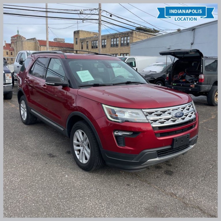 2019 Ford Explorer Image 1