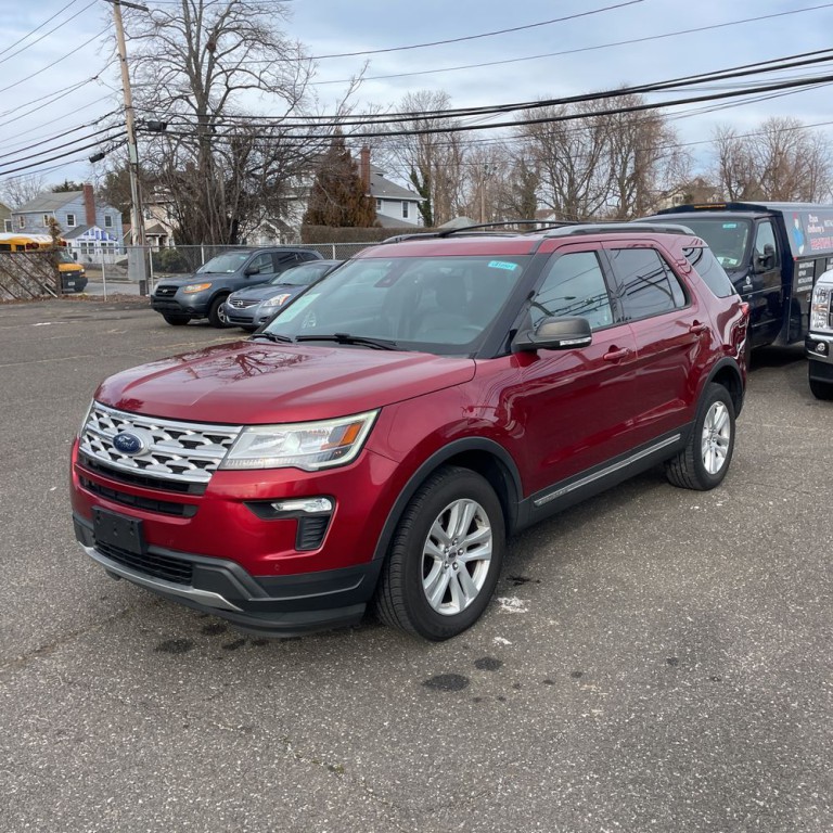 2019 Ford Explorer Image 2